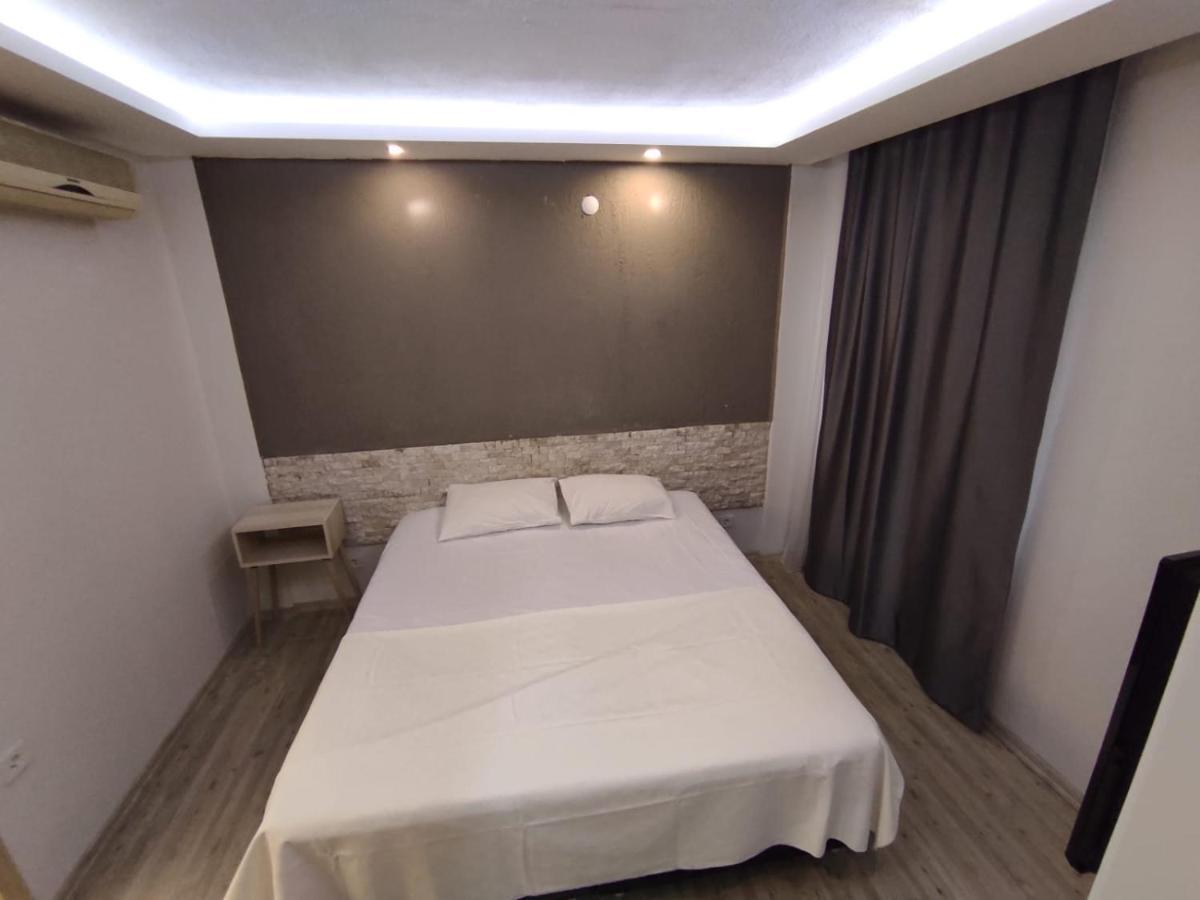 1989 Hotel Sebat Çeşme 外观 照片