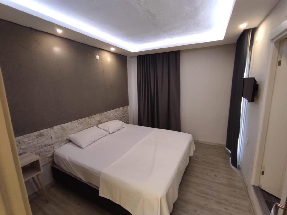 1989 Hotel Sebat Çeşme 外观 照片