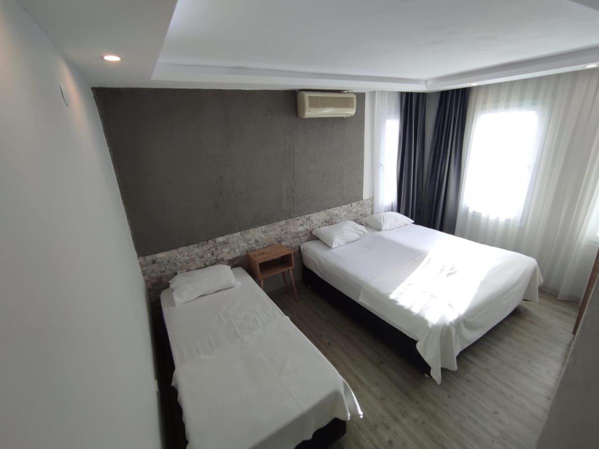 1989 Hotel Sebat Çeşme 外观 照片