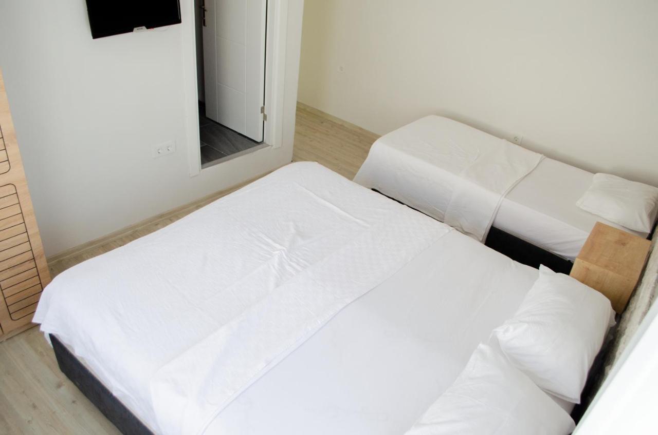 1989 Hotel Sebat Çeşme 外观 照片